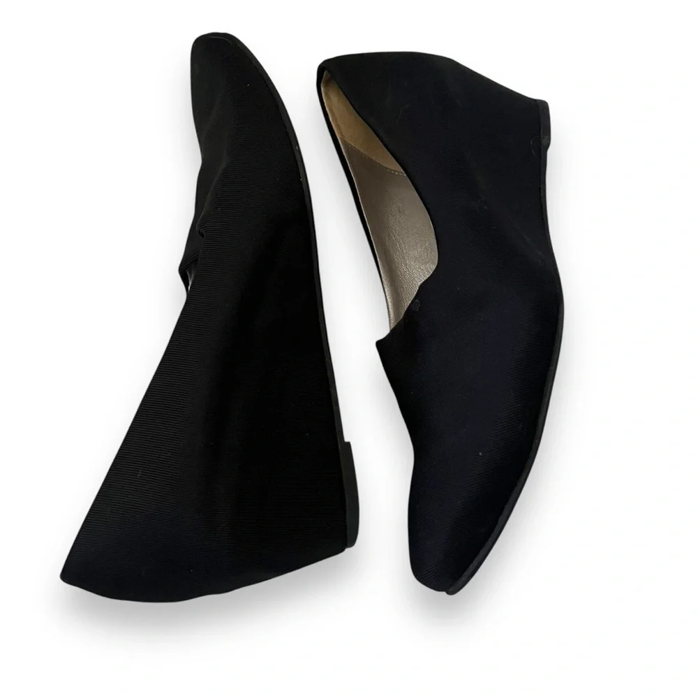 Aquatalia Black Wedge Shoes Size 8 Closed Toe Professional Business